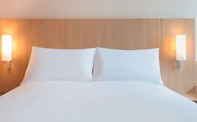 Ibis Nantes Centre Gare Sud